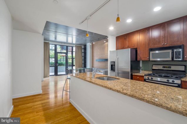 319 Vine Street Unit 108 PHILADELPHIA, PA Condo Sold - Photo 1 of 29. Opens carousel modal