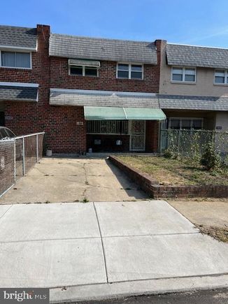 1525 N Saratoga Place PHILADELPHIA, PA Townhouse Sold - Photo 1 of 13. Opens carousel modal