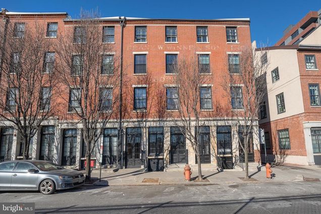38 N Front Street Unit 1G PHILADELPHIA, PA Condo Sold - Photo 1 of 37. Opens carousel modal