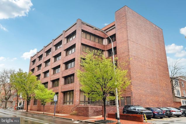 125 N 4th Street Unit 406 PHILADELPHIA, PA Condo Sold - Photo 1 of 25. Opens carousel modal