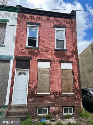 1860 N Etting Street PHILADELPHIA, PA Townhouse Sold - Photo 1 of 8. Opens carousel modal