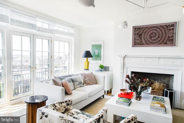 1520 Spruce Street Unit 1006 PHILADELPHIA, PA Apartment Active - Photo 1 of 23. Opens carousel modal