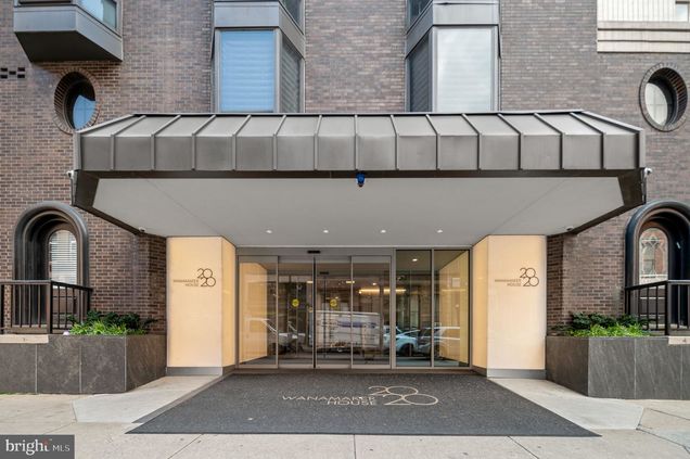 2018 Walnut Street Unit 6C PHILADELPHIA, PA Apartment Active - Photo 1 of 20. Opens carousel modal