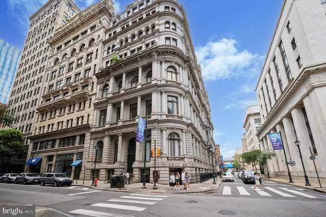 1001 Chestnut Street Unit 904W
