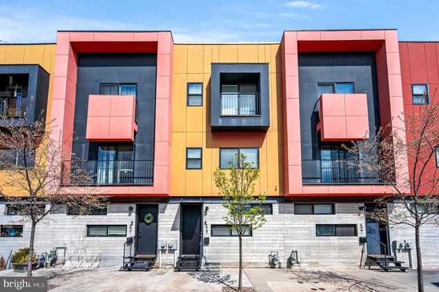 529 W Jefferson Street PHILADELPHIA, PA Townhouse Active - Photo 1 of 37. Opens carousel modal