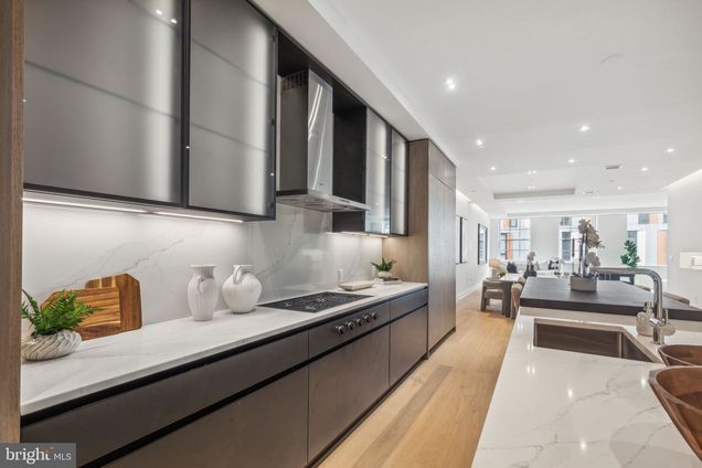 124 N 2nd Street Unit 4