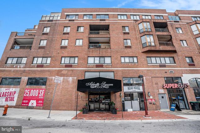200 Lombard Street Unit 623