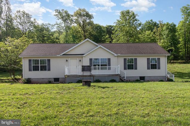 7 Kristin Drive LANDISBURG, PA House Sold - Photo 1 of 28. Opens carousel modal