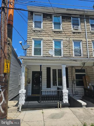 447 Arlington Street TAMAQUA, PA Townhouse Active - Photo 1 of 16. Opens carousel modal