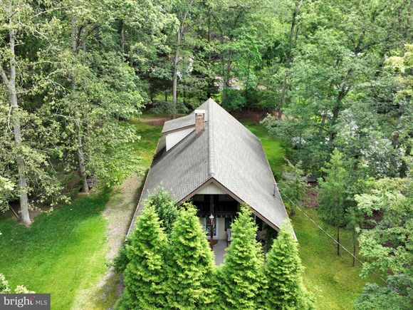 70 Deer Trail Ln NESQUEHONING, PA House Active - Photo 1 of 36. Opens carousel modal