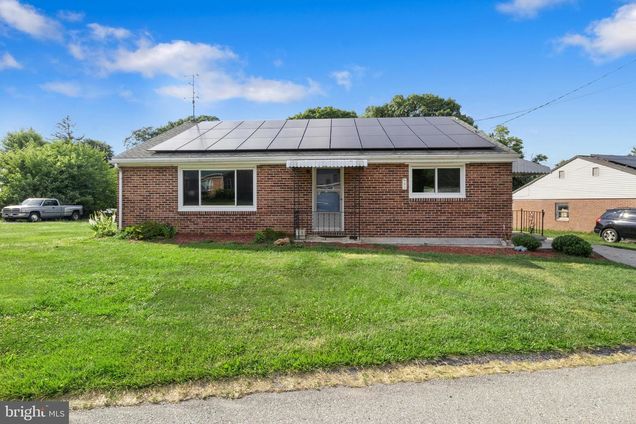 85 W George Street YORK NEW SALEM, PA House Sold - Photo 1 of 28. Opens carousel modal