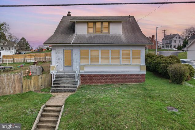 27 N Main Street YORK NEW SALEM, PA House Sold - Photo 1 of 25. Opens carousel modal