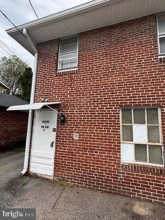 Apts - 1634 W Market Street Unit C YORK, PA House Active - Photo 1 of 5. Opens carousel modal