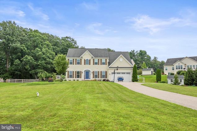 32 Kaitlyn Drive