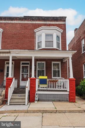 725 Wallace Street YORK, PA Townhouse Active - Photo 1 of 31. Opens carousel modal