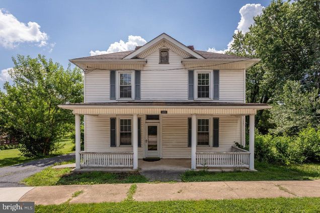 1221 Keezletown Road