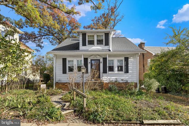 629 N Lincoln Street ARLINGTON, VA House Sold - Photo 1 of 13. Opens carousel modal