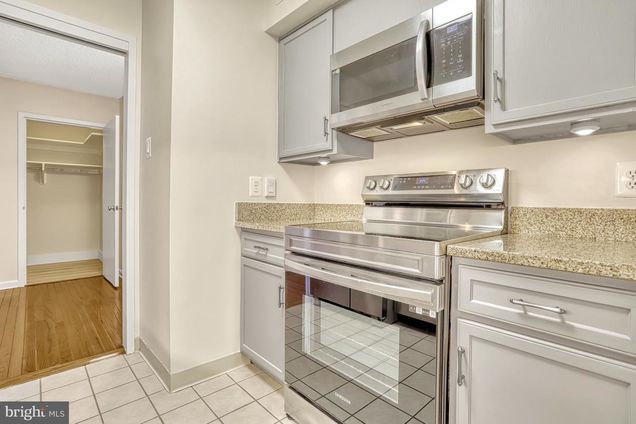 3800 Fairfax Drive Unit 1412 ARLINGTON, VA Condo Sold - Photo 1 of 40. Opens carousel modal