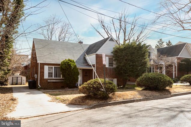 1815 N Barton Street ARLINGTON, VA House Sold - Photo 1 of 13. Opens carousel modal