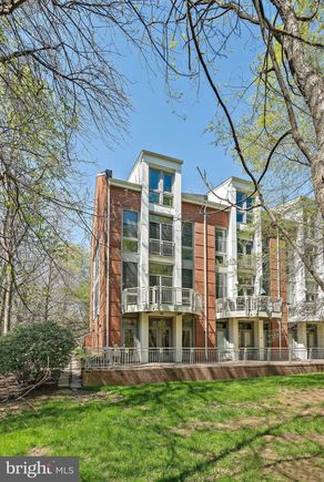 2016 N Westmoreland Street ARLINGTON, VA Townhouse Sold - Photo 1 of 61. Opens carousel modal