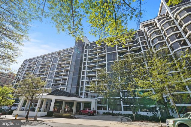 1530 Key Boulevard Unit 414 ARLINGTON, VA Condo Sold - Photo 1 of 37. Opens carousel modal