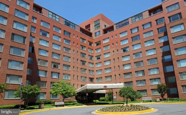 1111 Arlington Boulevard Unit 432