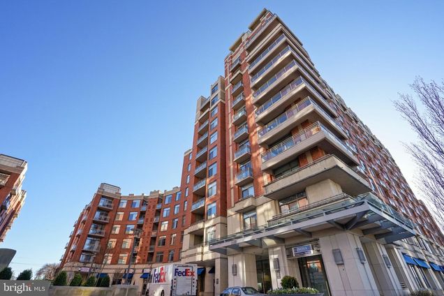 3600 S Glebe Road Unit 1115W ARLINGTON, VA Condo Active - Photo 1 of 17. Opens carousel modal