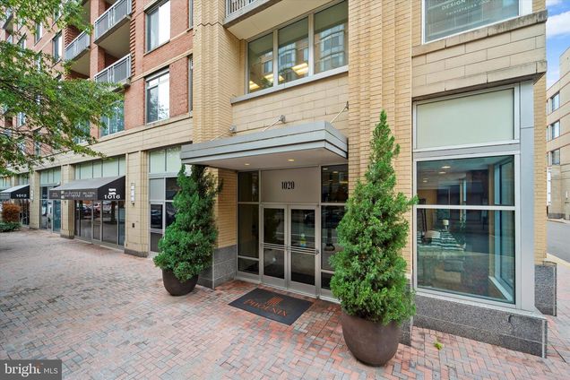 1020 N Highland Street Unit 1109