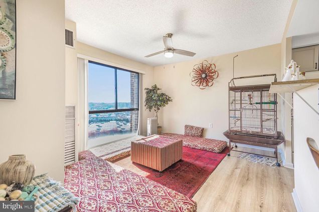 250 S Reynolds Street Unit 1001