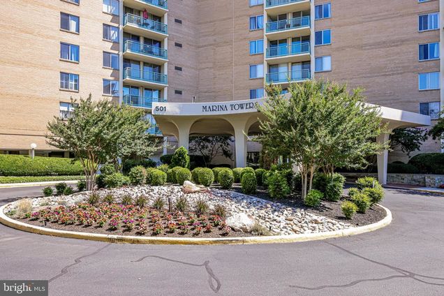 501 Slaters Lane Unit 518 ALEXANDRIA, VA Condo Active - Photo 1 of 22. Opens carousel modal