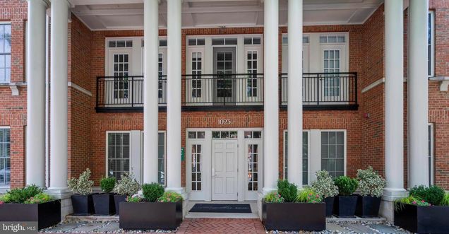1023 N Royal Street Unit 217