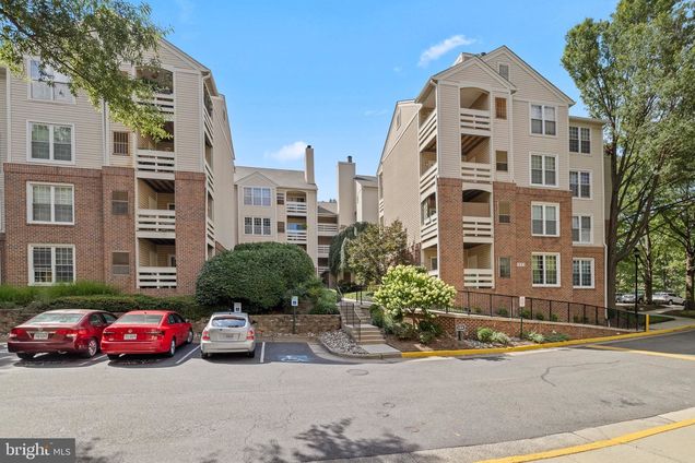 244 S Reynolds Street Unit 405