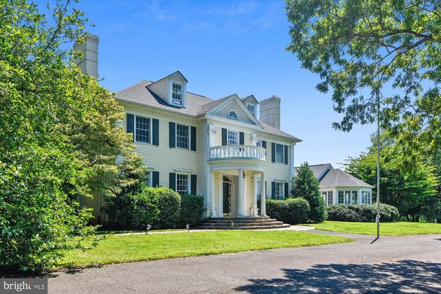 6437 Blantyre WARRENTON, VA House Sold - Photo 1 of 74. Opens carousel modal
