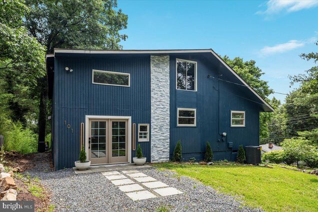 101 Delaware Trail