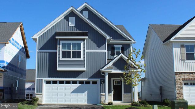220 Munsee Circle