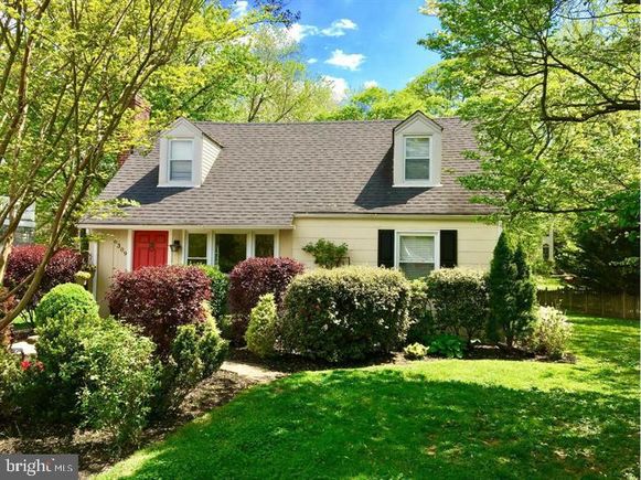 6309 Potomac Avenue ALEXANDRIA, VA House Active - Photo 1 of 1. Opens carousel modal