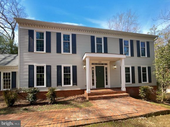 2724 Valestra Circle OAKTON, VA House Active - Photo 1 of 22. Opens carousel modal