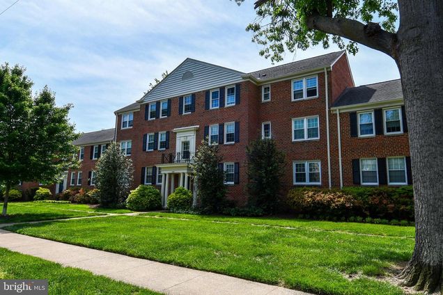 1303 Belle View Boulevard Unit B1