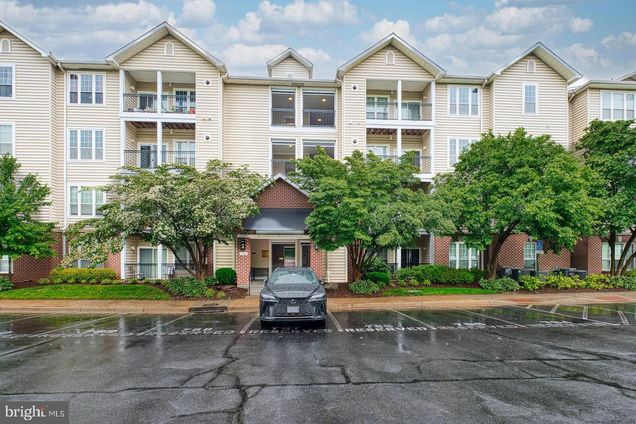 1530 Spring Gate Drive Unit 9208 MCLEAN, VA Condo Sold - Photo 1 of 48. Opens carousel modal