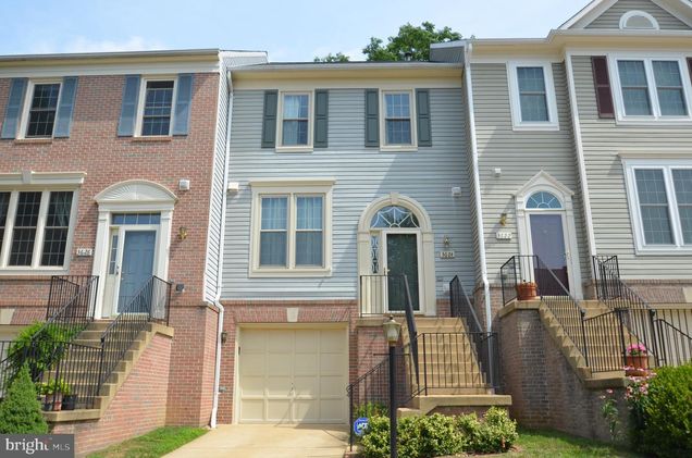 3624 Ransom Place ALEXANDRIA, VA Townhouse Active - Photo 1 of 28. Opens carousel modal