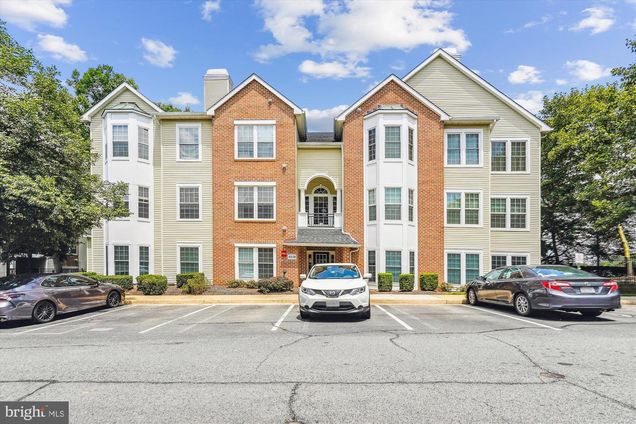 Random Hills Con - 4138 Fountainside Lane Unit A302 FAIRFAX, VA Apartment Active - Photo 1 of 49. Opens carousel modal
