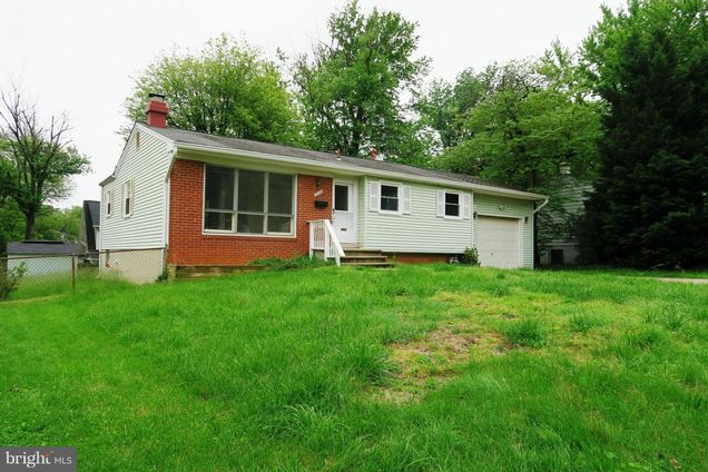 7433 Tillman Drive FALLS CHURCH, VA House Active - Photo 1 of 23. Opens carousel modal