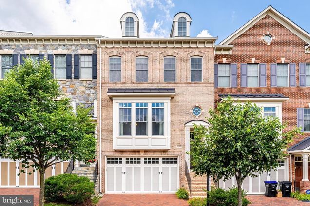 2122 Mcconvey Place