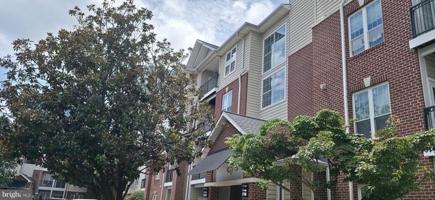 1580 Spring Gate Drive Unit 4111 MCLEAN, VA Condo Active - Photo 1 of 18. Opens carousel modal