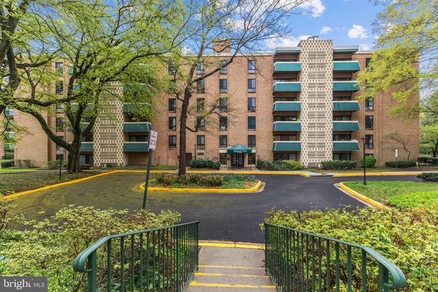 6143 Leesburg Pike Unit 104 FALLS CHURCH, VA Condo Active - Photo 1 of 25. Opens carousel modal