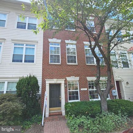 5431 Cheyenne Knoll Place ALEXANDRIA, VA Townhouse Active - Photo 1 of 47. Opens carousel modal
