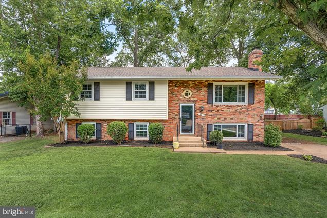 15020 Carlbern Drive