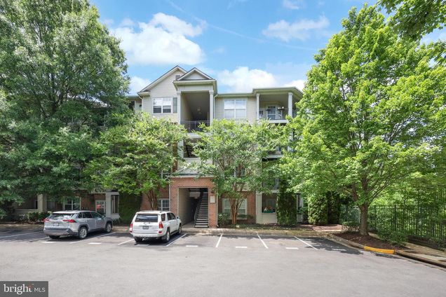 12108 Garden Grove Circle Unit 203 FAIRFAX, VA Condo Active - Photo 1 of 27. Opens carousel modal
