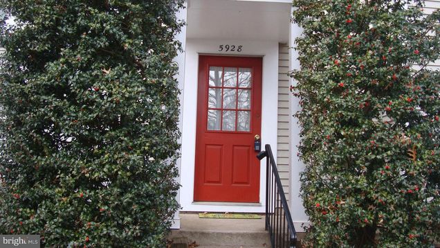5928 Havener House Way CENTREVILLE, VA Townhouse Active - Photo 1 of 14. Opens carousel modal