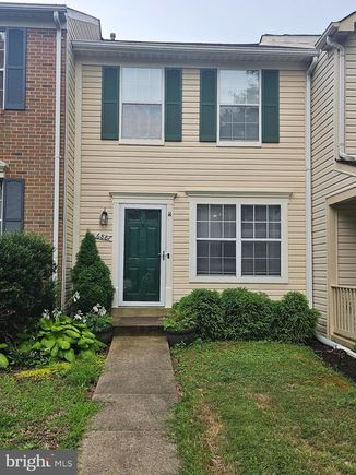 6887 Chasewood Circle CENTREVILLE, VA Townhouse Active - Photo 1 of 30. Opens carousel modal